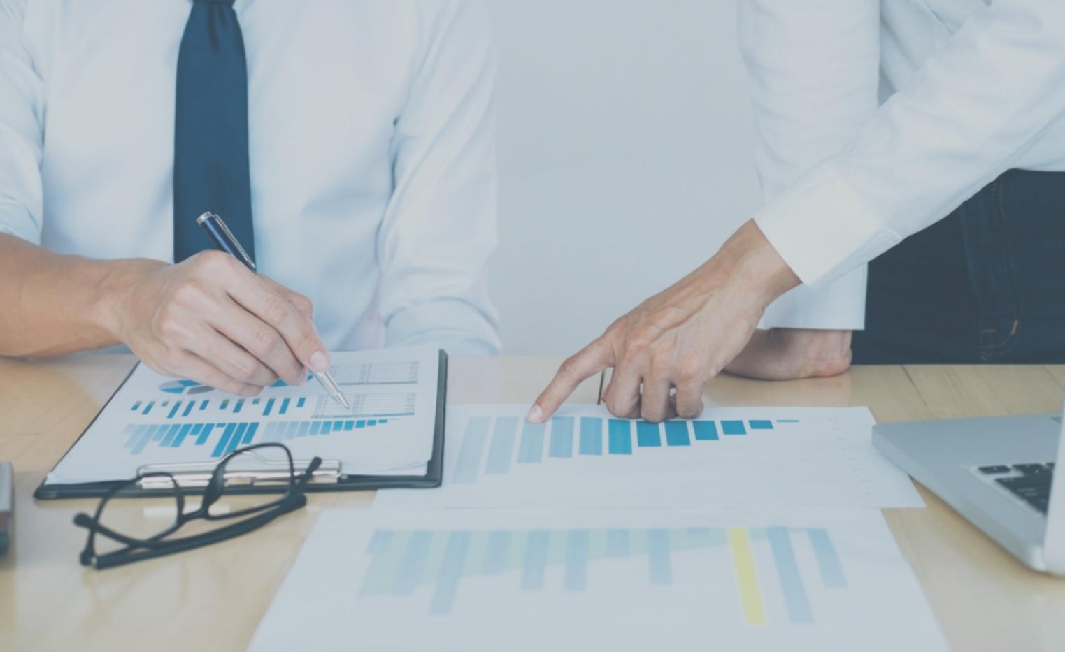 Sesión práctica de construcción de enlaces con instructor